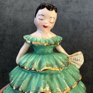 Vintage 60s porcelain doll decor figur figurine